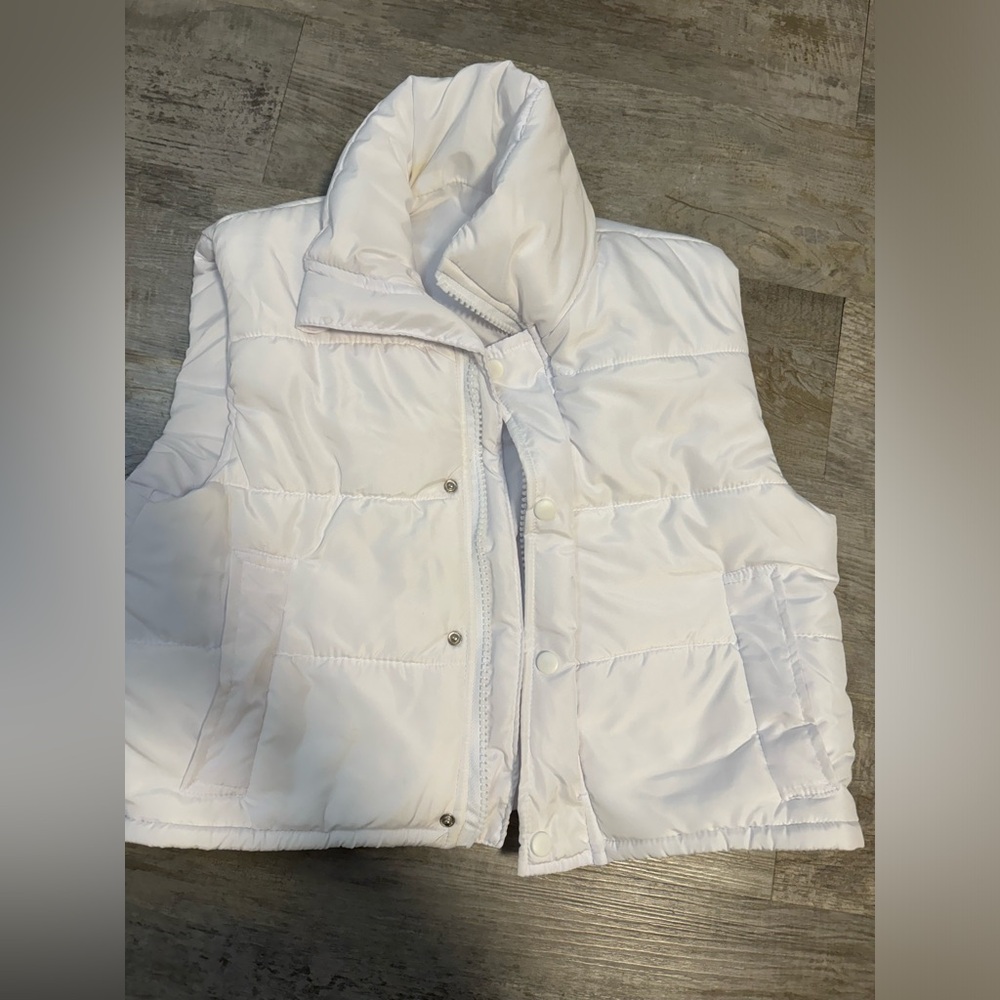 Puffer cropped vest